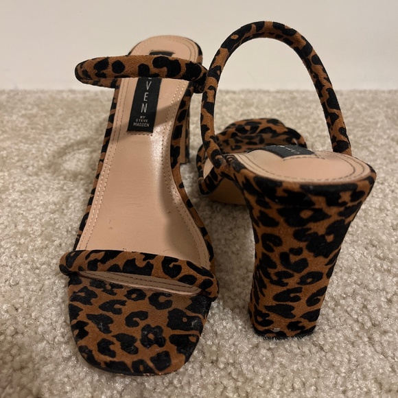 Steve Madden Shoes - Shoes